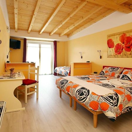 B&B La Vecchia Tipografia - Lago D'Idro Ponte Caffaro Eksteriør bilde
