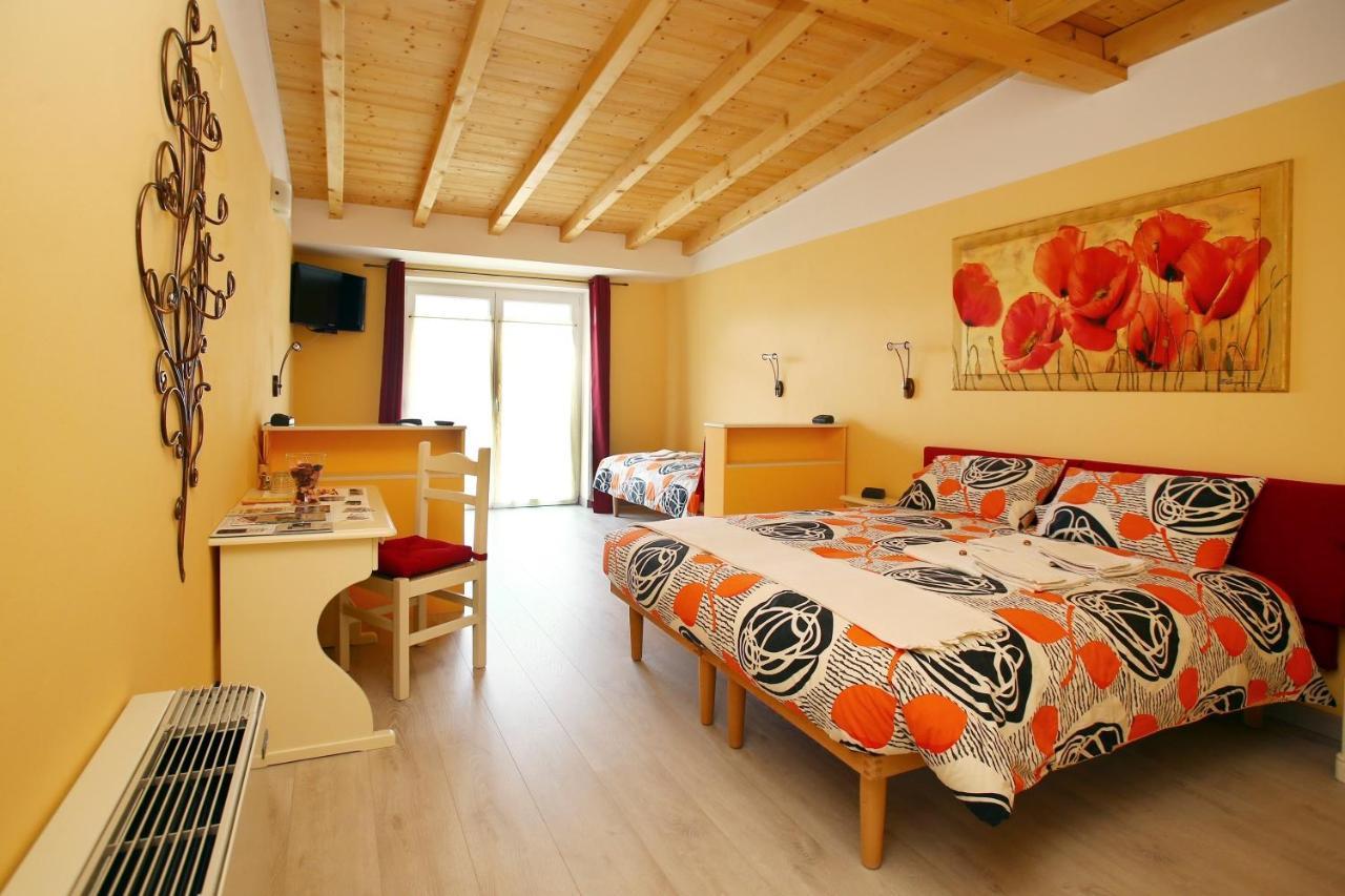 B&B La Vecchia Tipografia - Lago D'Idro Ponte Caffaro Eksteriør bilde