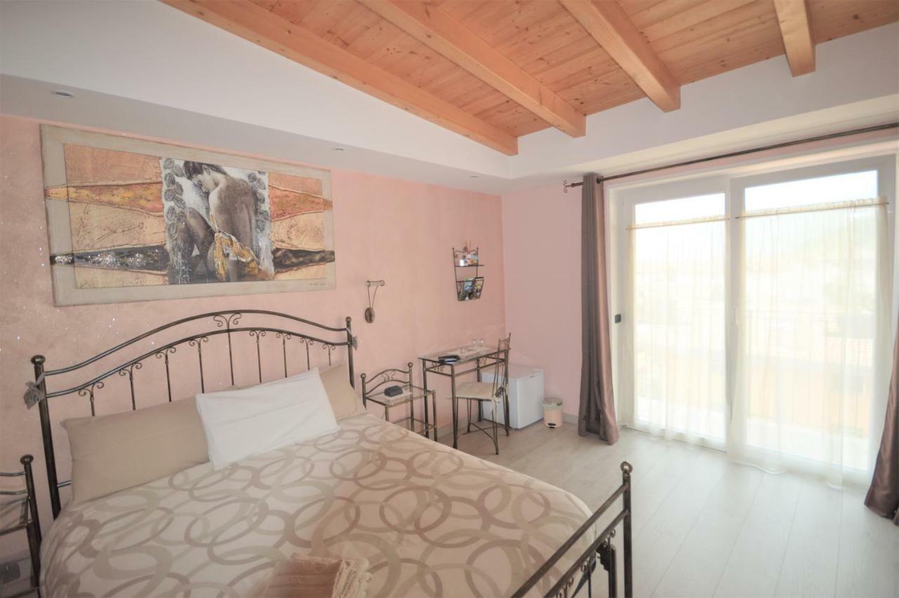 B&B La Vecchia Tipografia - Lago D'Idro Ponte Caffaro Eksteriør bilde